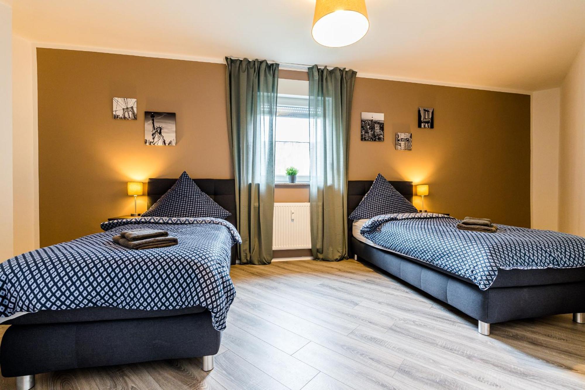 Comodo Apartments Solingen Kamer foto